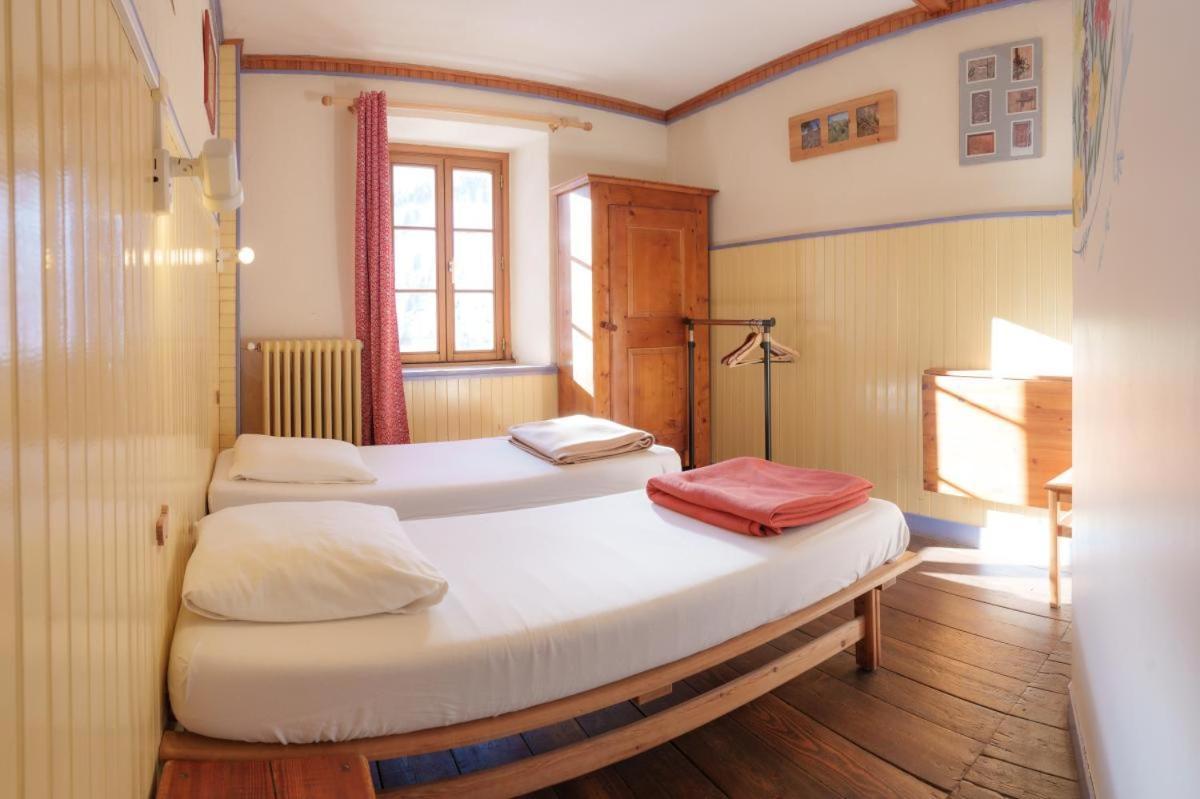 Auberge L'Estoilies Saint-Vérand Zewnętrze zdjęcie