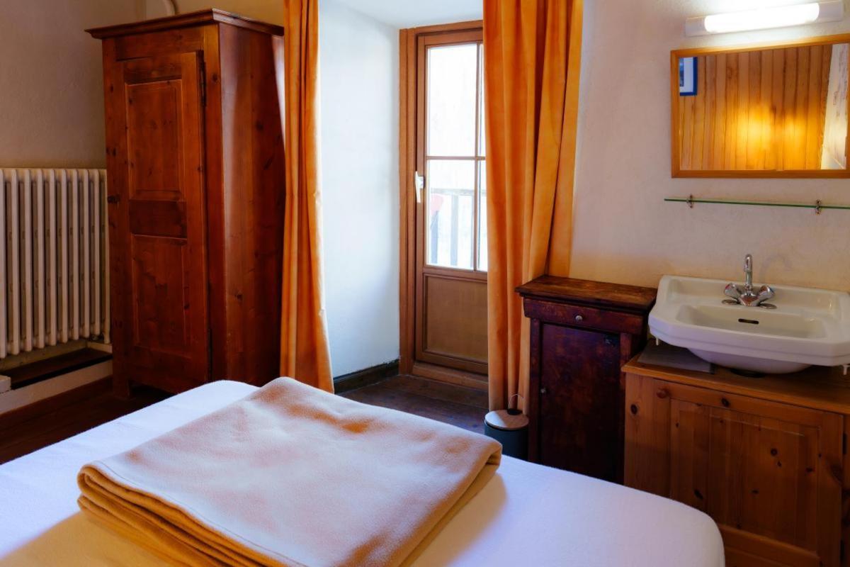 Auberge L'Estoilies Saint-Vérand Zewnętrze zdjęcie