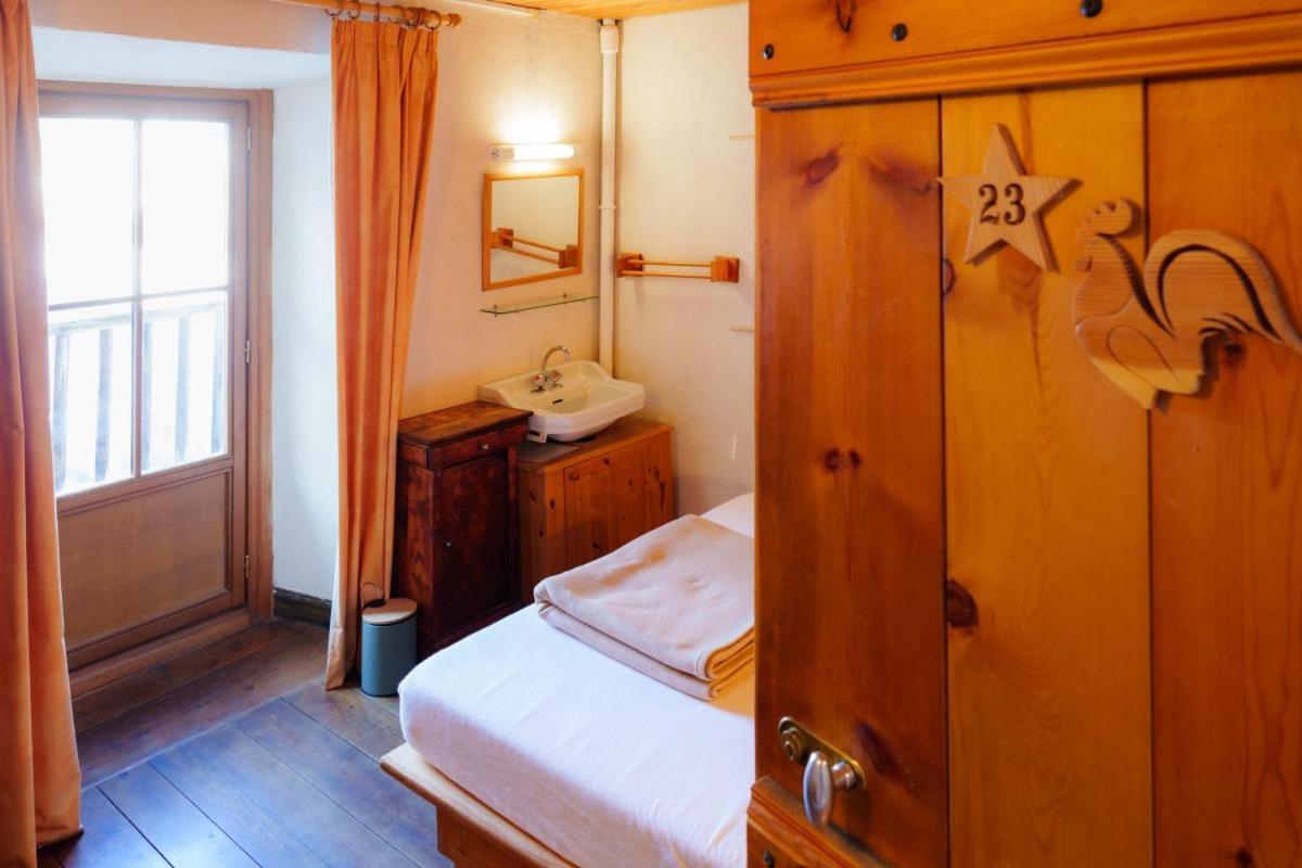 Auberge L'Estoilies Saint-Vérand Zewnętrze zdjęcie