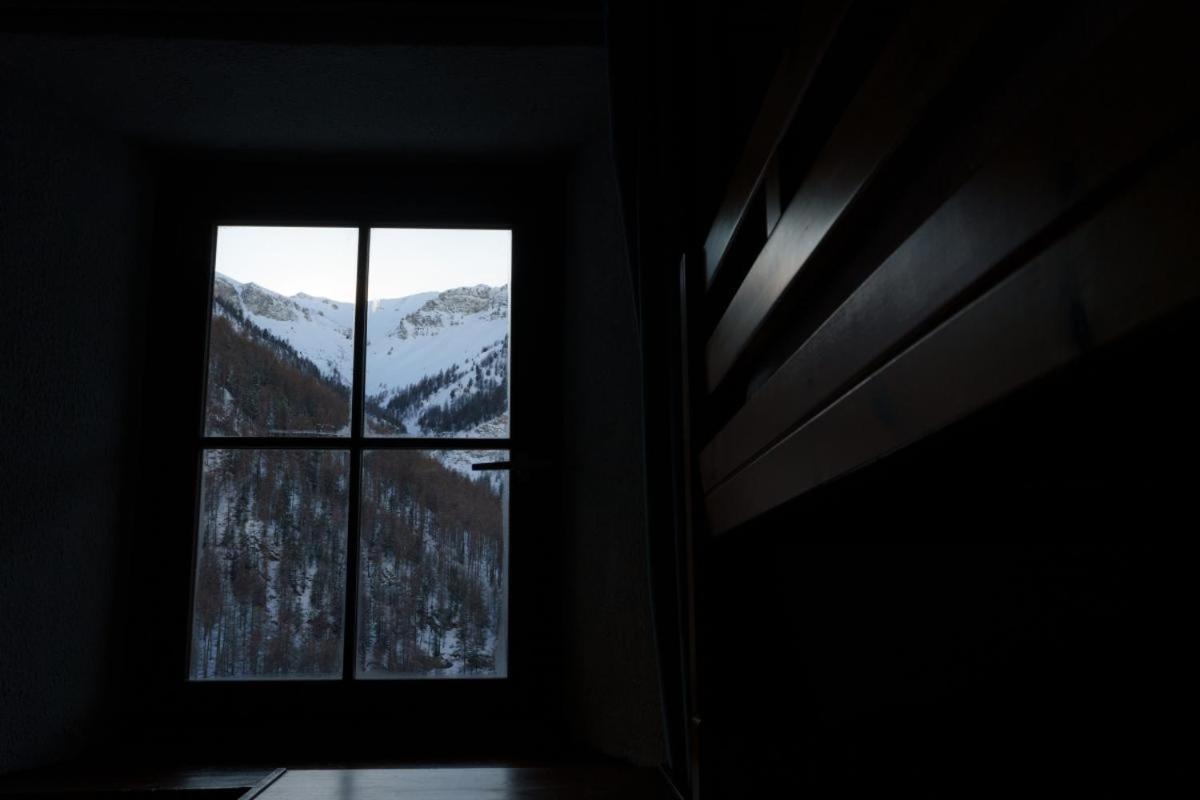 Auberge L'Estoilies Saint-Vérand Zewnętrze zdjęcie
