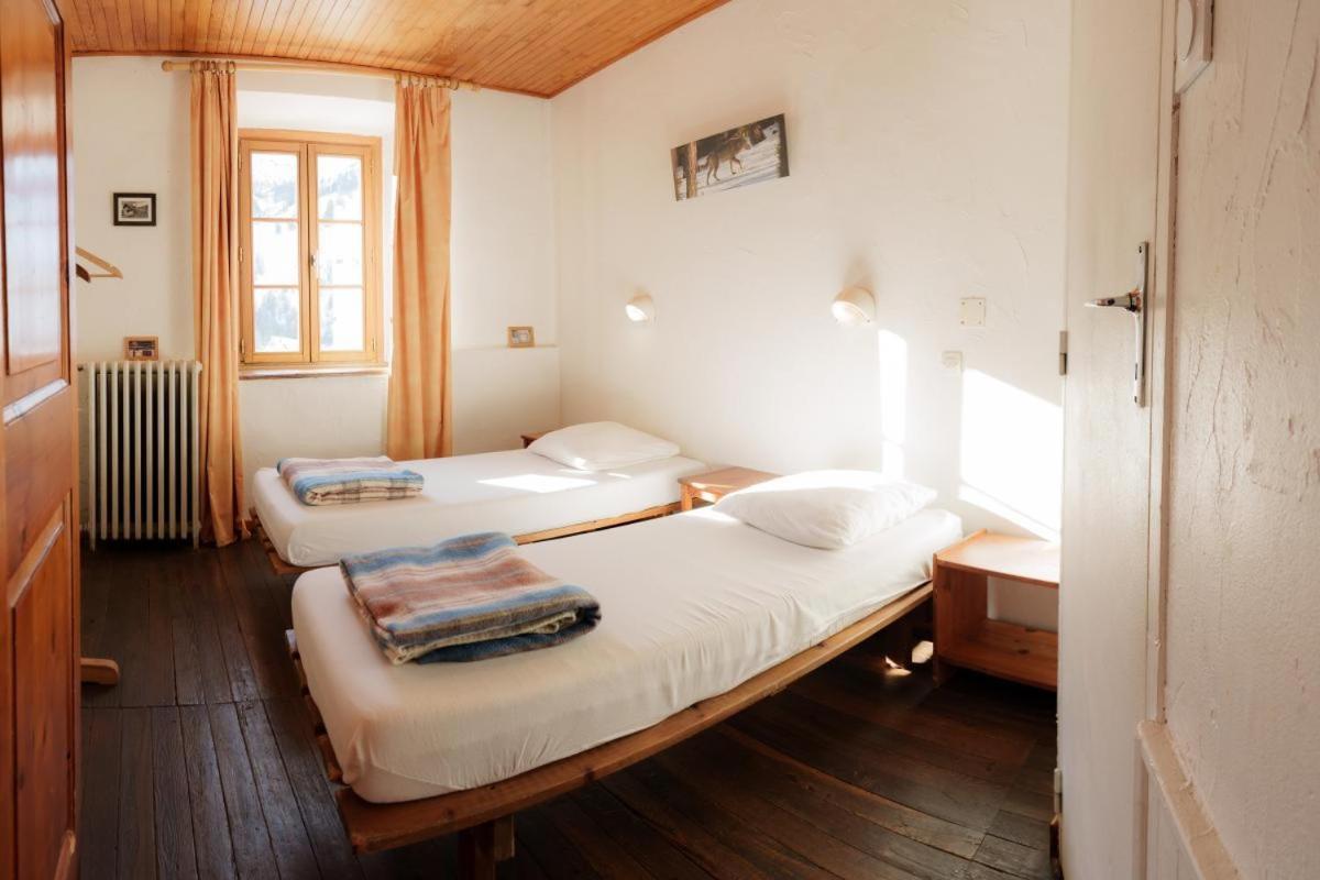 Auberge L'Estoilies Saint-Vérand Zewnętrze zdjęcie