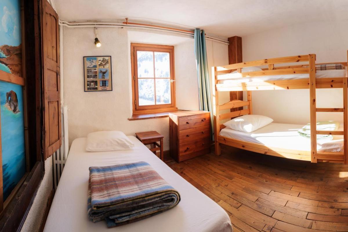 Auberge L'Estoilies Saint-Vérand Zewnętrze zdjęcie